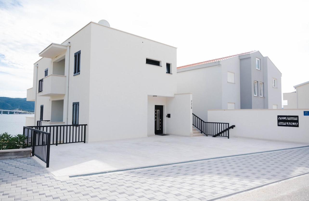 Villa Janja Komarna Exterior photo
